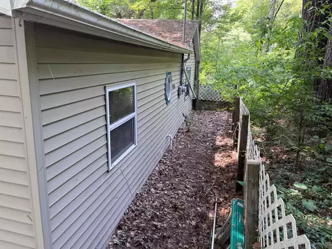 1071 Lake, Harrison, MI 48625 photo 11