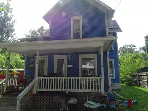 132 Bates, Jackson, MI 49202