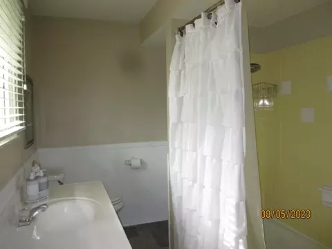 506 Chamberlain # 3, Flushing, MI 48433 photo 11