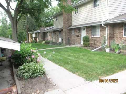 506 Chamberlain # 3, Flushing, MI 48433