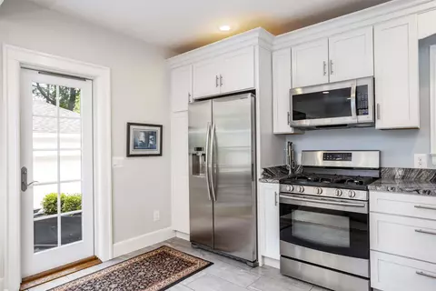 264 Ridgemont, Grosse Pointe Farms, MI 48236 photo 13