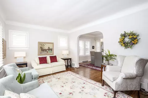 264 Ridgemont, Grosse Pointe Farms, MI 48236 photo 7