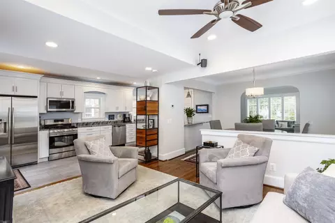 264 Ridgemont, Grosse Pointe Farms, MI 48236 photo 16