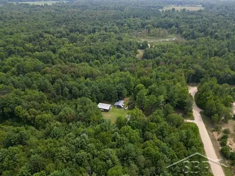 1633 S Dickenson, Shepherd, MI 48883 photo 27