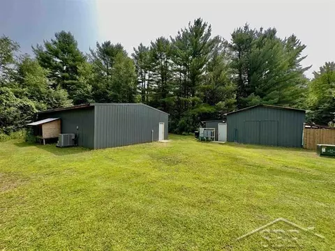 1633 S Dickenson, Shepherd, MI 48883 photo 16