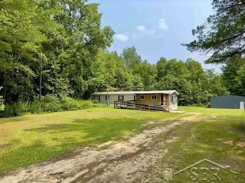 1633 S Dickenson, Shepherd, MI 48883 photo 4