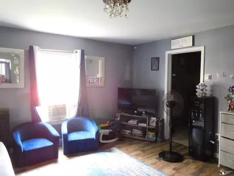 208 Conant, Monroe, MI 48161 photo 4
