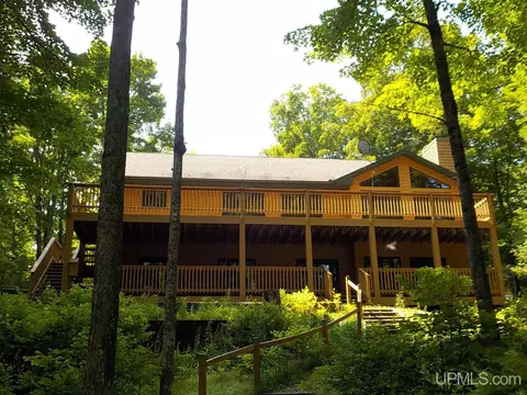 485 Kalla Walla, Crystal Falls, MI 49920