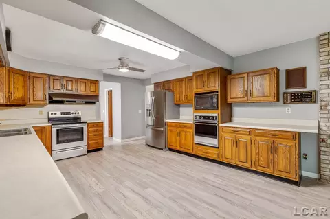 6284 Val Rod, Tecumseh, MI 49286 photo 10