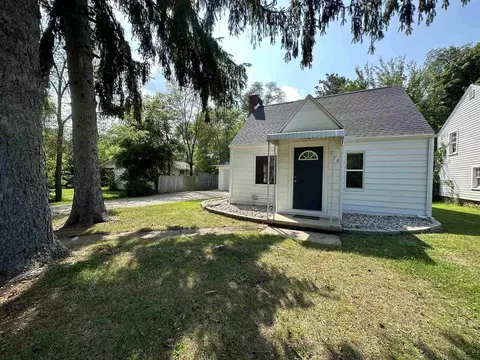 705 N Arc, Gladwin, MI 48624