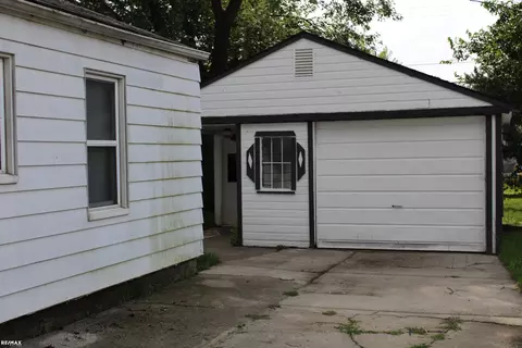 25711 Hayes, Warren, MI 48089