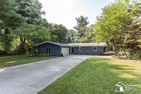 2655 Miller, Lambertville, MI 48144