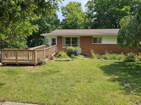 1228 Orchard, Owosso, MI 48867