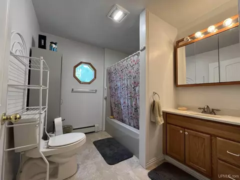 19027 Collins, L'anse, MI 49946 photo 24