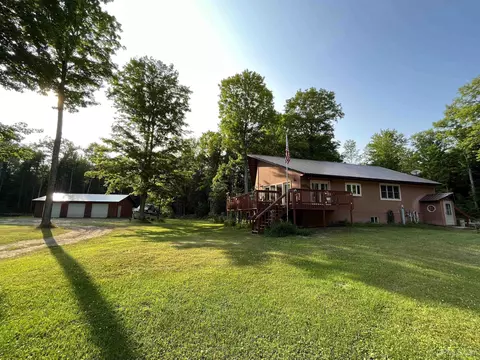 19027 Collins, L'anse, MI 49946 photo 33
