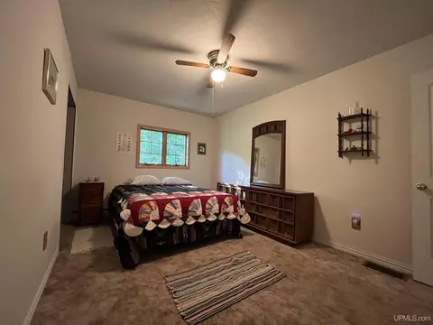 19027 Collins, L'anse, MI 49946 photo 22