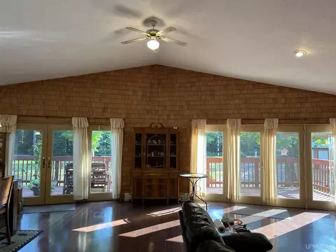 19027 Collins, L'anse, MI 49946 photo 18