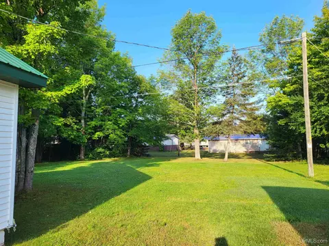 25 Cherry, White Pine, MI 49971 photo 5