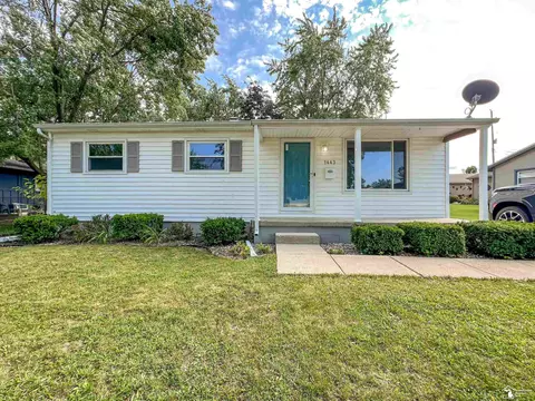 1443 Inverness, Adrian, MI 49221