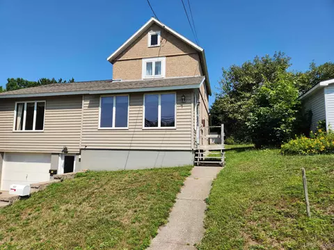 927 Liberty, Hancock, MI 49930