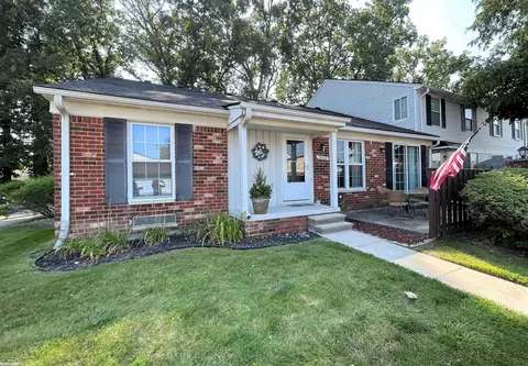39448 Old Dominion, Clinton Township, MI 48038