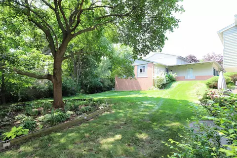 553 Oakbrook, Flushing, MI 48433 photo 16