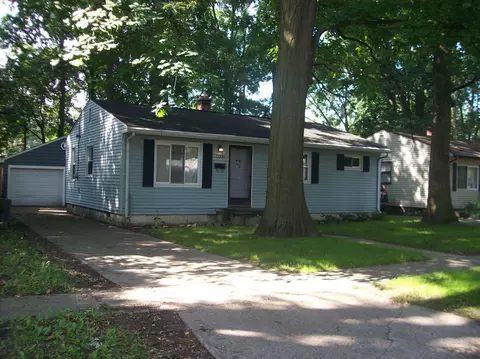 3222 Wyoming, Flint, MI 48506