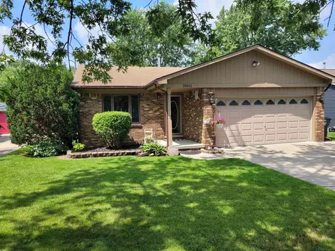 39651 Macomber, Harrison Township, MI 48045