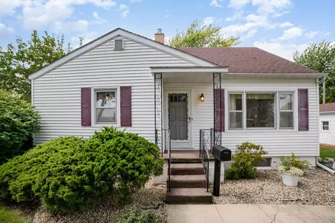2104 S Jackson, Bay City, MI 48708