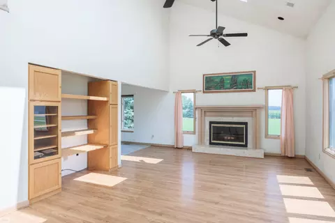 23251 Mcphall, Armada, MI 48005 photo 4