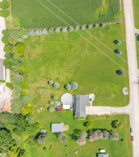 23251 Mcphall, Armada, MI 48005 photo 39