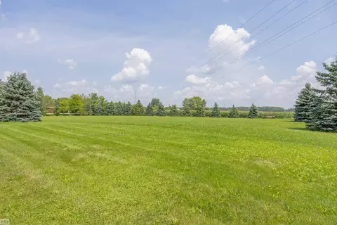 23251 Mcphall, Armada, MI 48005 photo 3
