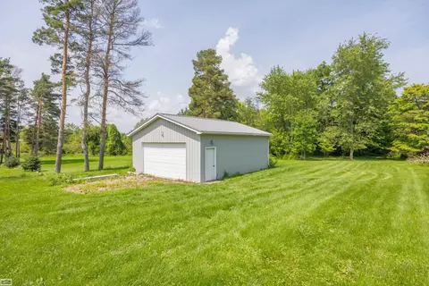 23251 Mcphall, Armada, MI 48005 photo 31