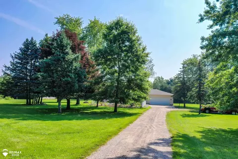 4308 N Gale, Davison, MI 48423 photo 7