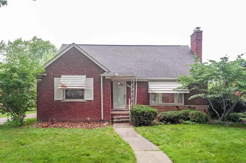 470 Bournemouth, Grosse Pointe Farms, MI 48236