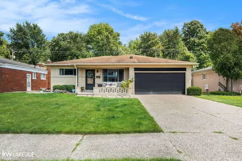 33818 Swan, Sterling Heights, MI 48312