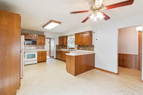 406 W Fourth, Gladwin, MI 48624 photo 8