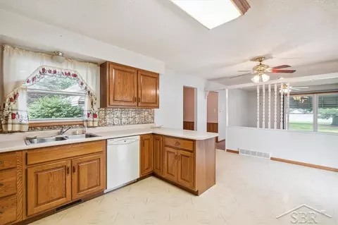 406 W Fourth, Gladwin, MI 48624 photo 7