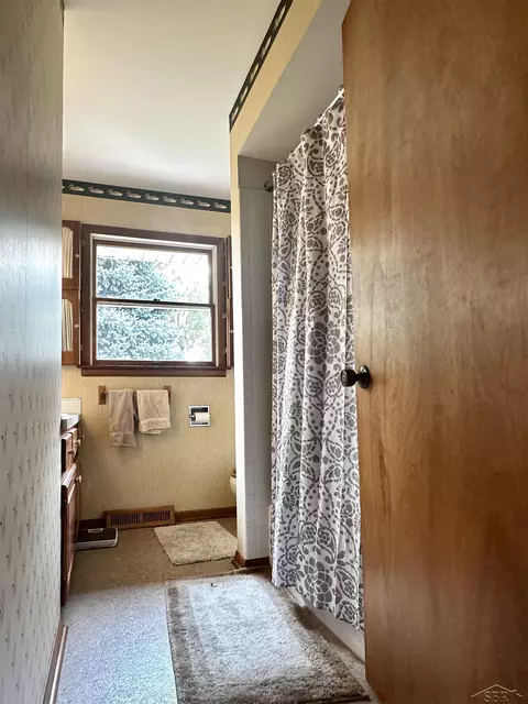 327 Nickless, Frankenmuth, MI 48734 photo 16