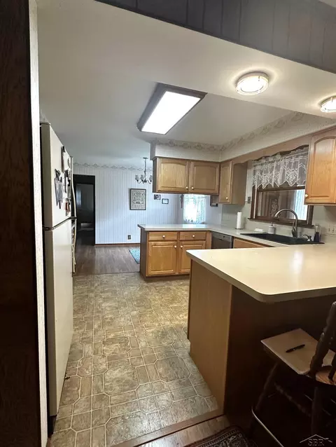 327 Nickless, Frankenmuth, MI 48734 photo 6
