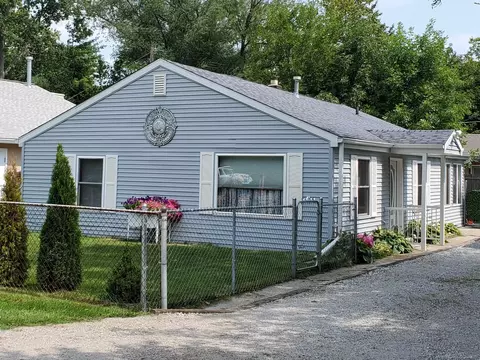 5264 Lakeshore, Fort Gratiot, MI 48059