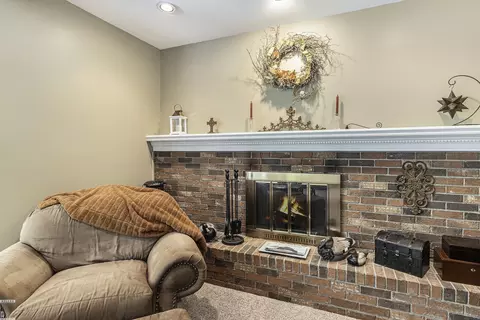 8381 Orchardview, Washington, MI 48095 photo 5