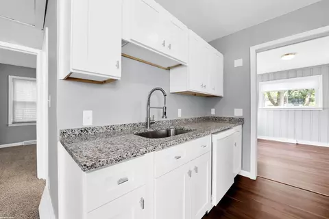 11115 Studebaker, Warren, MI 48089 photo 13