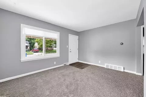 11115 Studebaker, Warren, MI 48089 photo 12