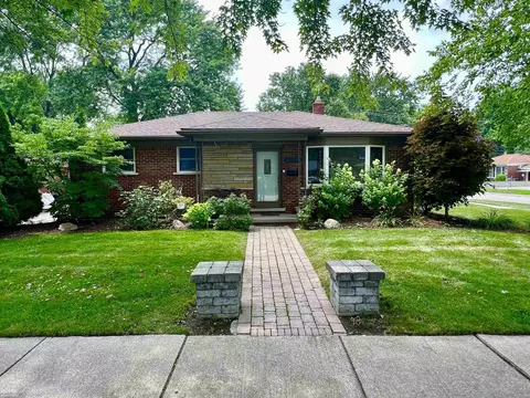 27591 Little Mack, Saint Clair Shores, MI 48081
