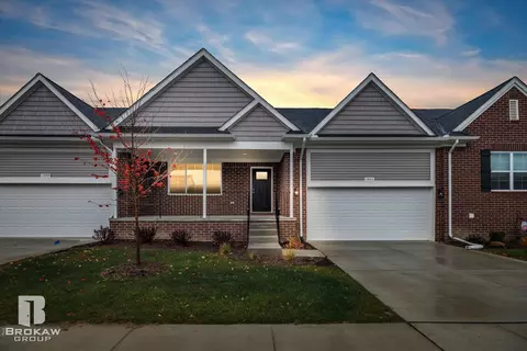 1419 Lincoln, Lapeer, MI 48446