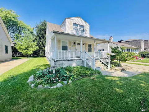 425 Bentley, Monroe, MI 48162