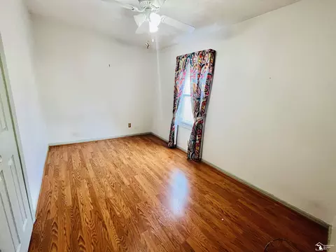 425 Bentley, Monroe, MI 48162 photo 8