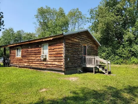 2190 Youngs, Gladwin, MI 48624 photo 2