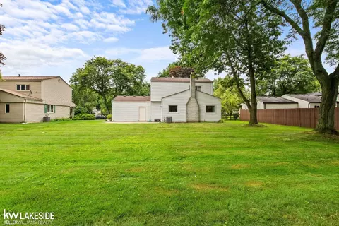 3719 Forge, Troy, MI 48083 photo 6